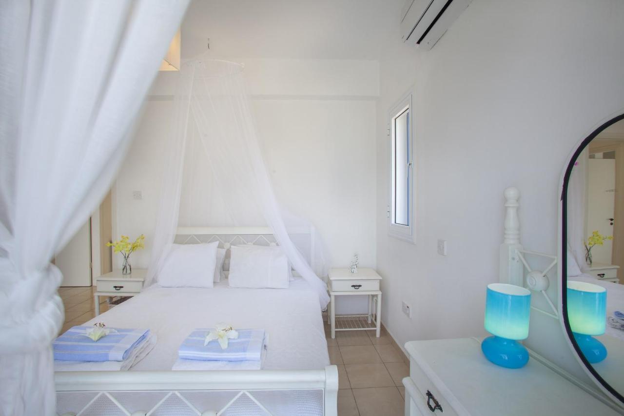 Mimoza Seafront Villa Protaras Exteriér fotografie